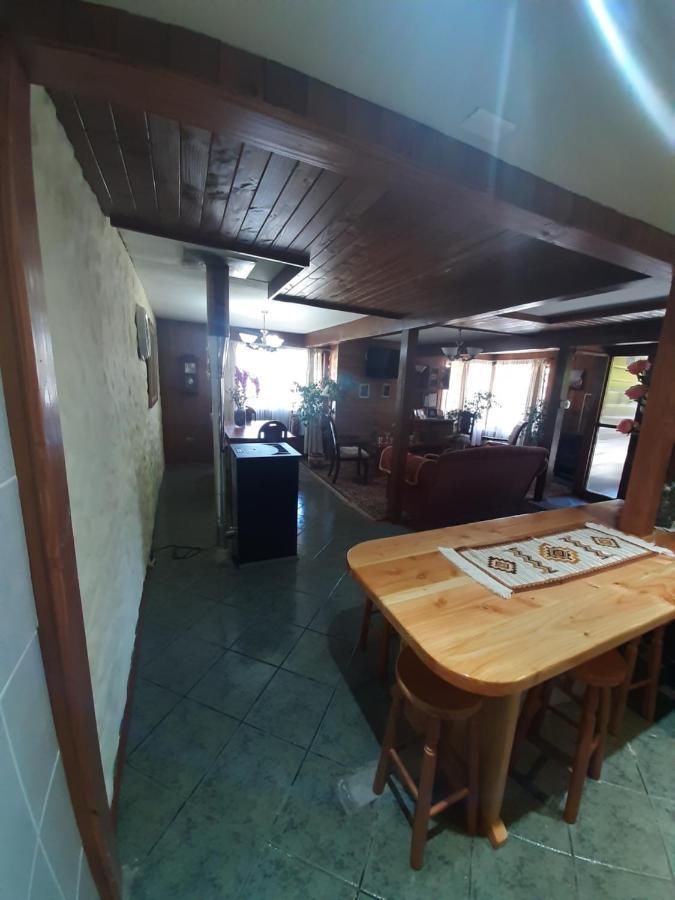 Hostal Victor Pucón Εξωτερικό φωτογραφία