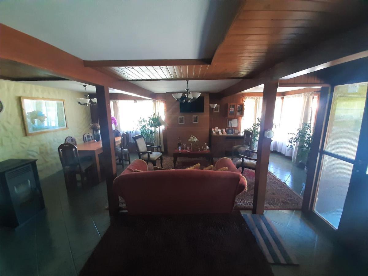 Hostal Victor Pucón Εξωτερικό φωτογραφία